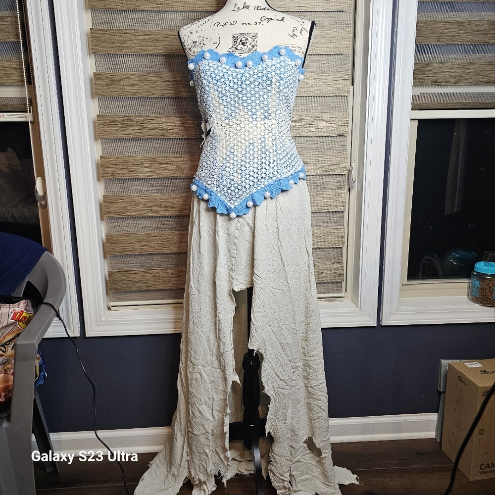 Corpse Bride Costume - Picture 2 of 14